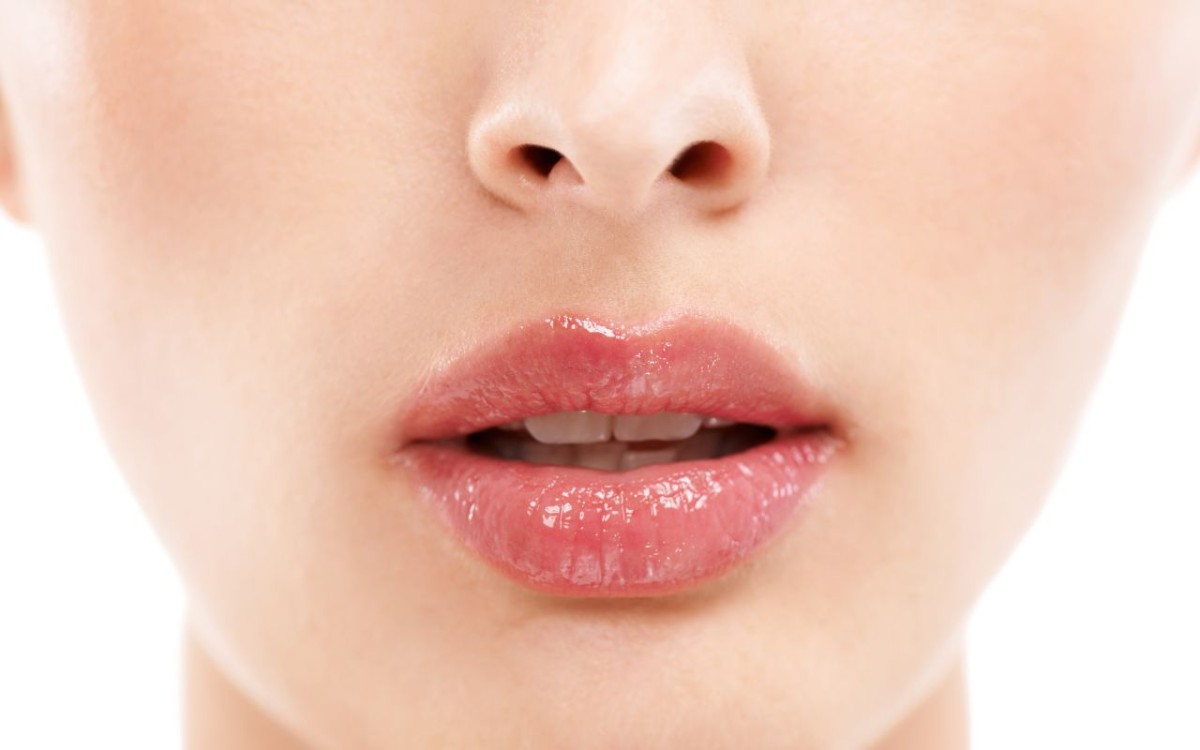 Lèvres qui brûlent et piquent, pourquoi et comment faire ? | GGV